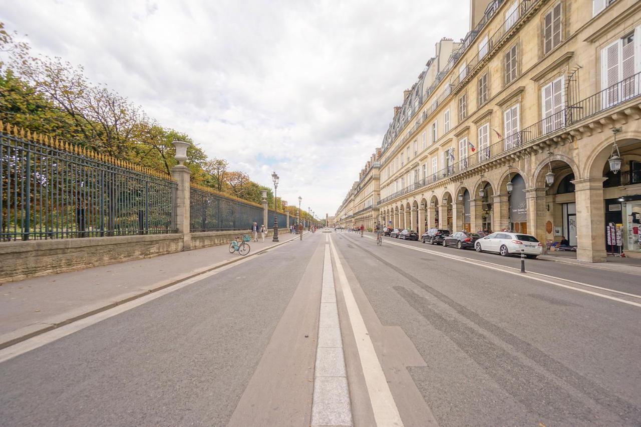 Louvre Charmant Studio Paris Exterior foto